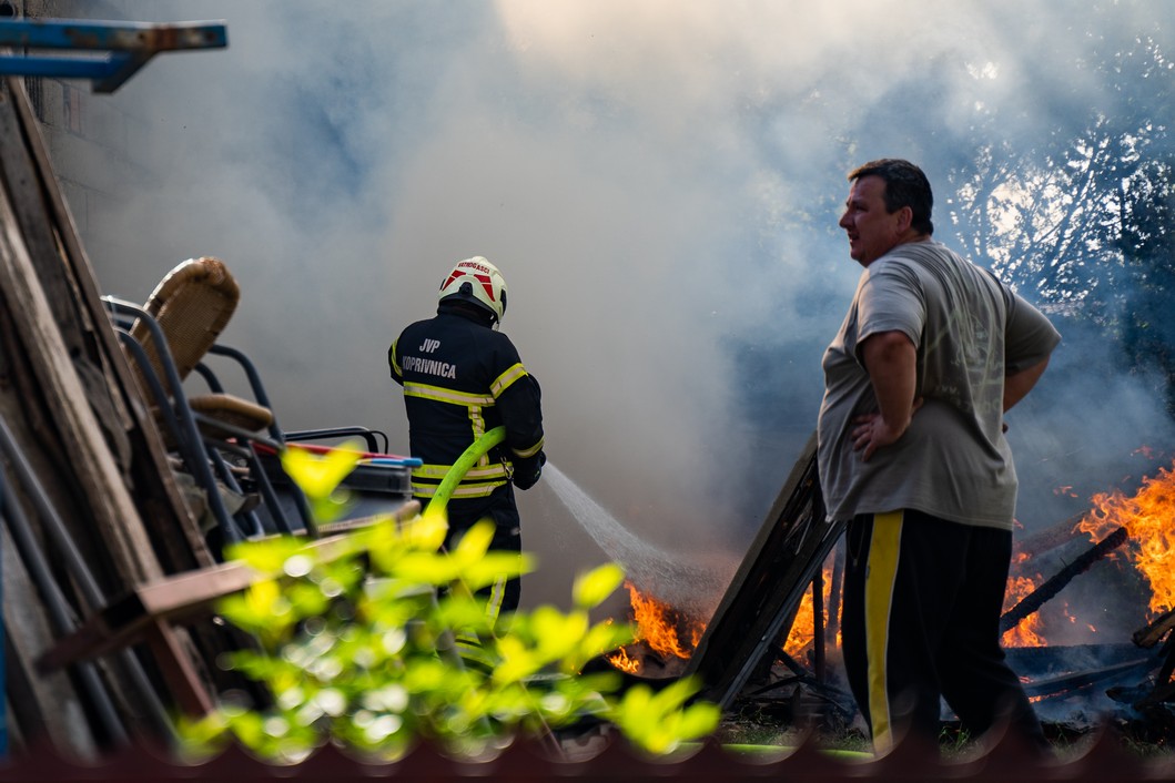 Koprivnički vatrogasci na intervenciji // Foto: Luka Krušec / LuMedia