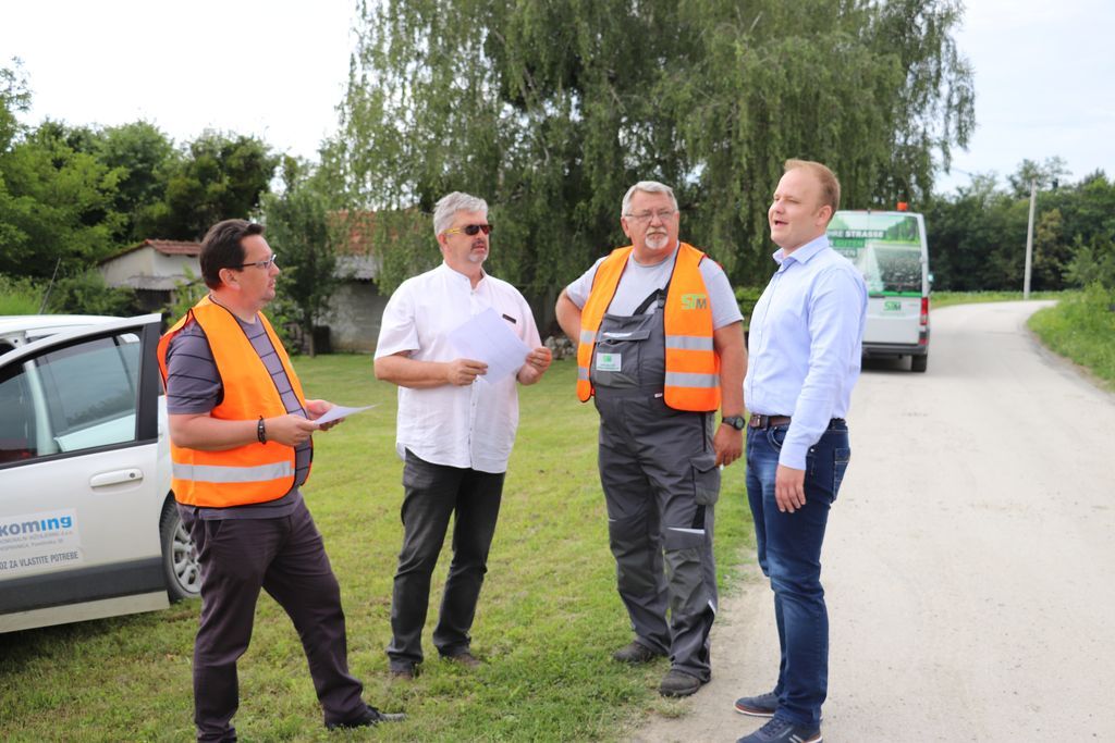 Koprivnički gradonačelnik Jakšić obišao radove na uređenju prometnica prigradskih naselja