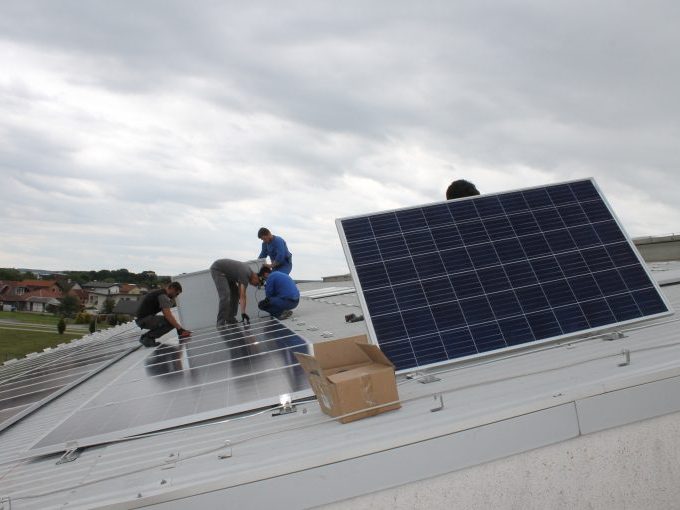 Radovi na postavljanju solarne elektrane na koprivničkim Cerinama