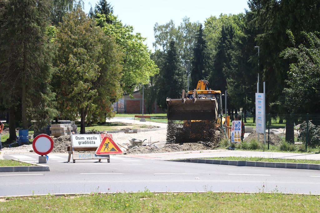 Radovi na spojnoj cesti prema koprivničkom Kampusu