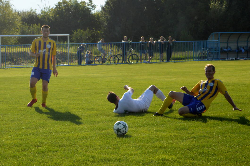 Detalj s utakmice Sloge i Miklinovca u Koprivničkom Ivancu // Foto: Zvonimir Markač