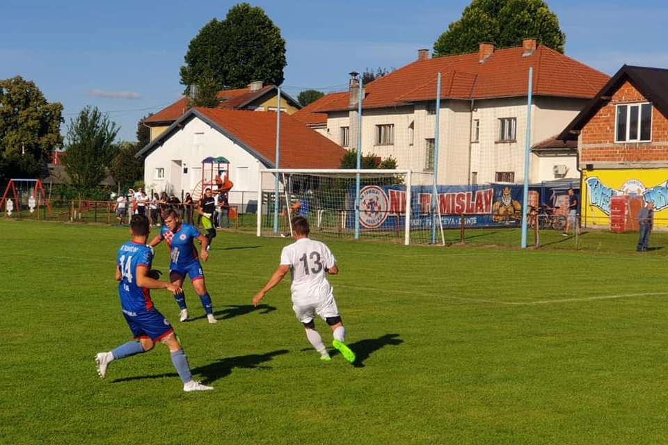 Detalj s utakmice između Tomislava iz Drnja i Tehničara iz Cvetkovca