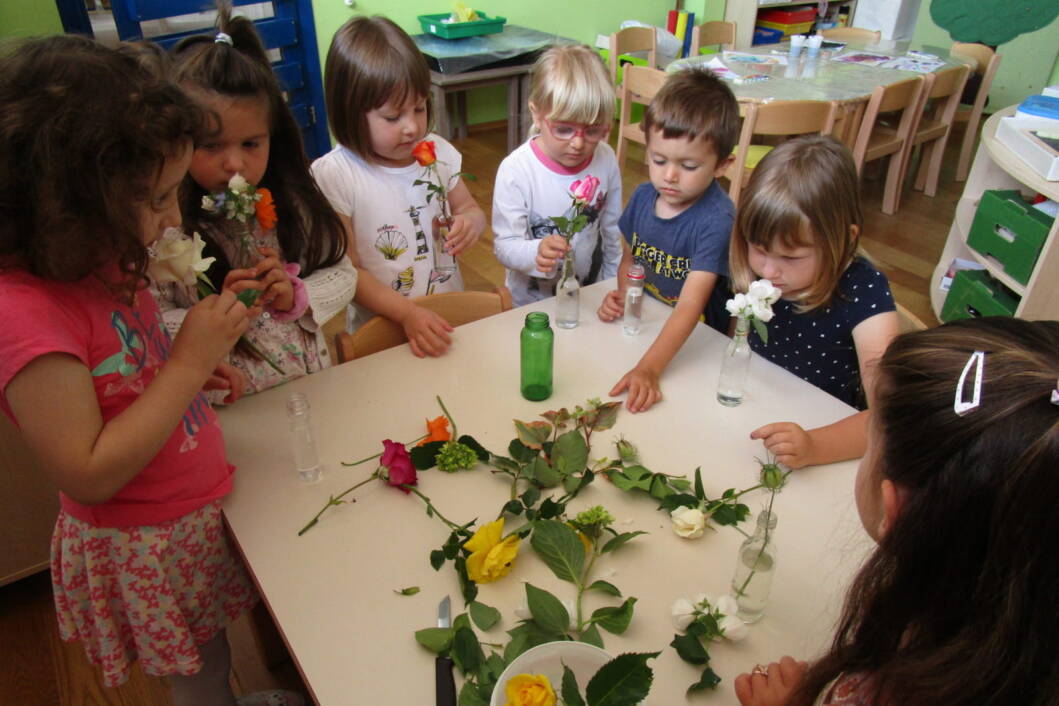 Vrtićarci u Đurđevcu učili o cvijeću kroz razne kreativne aktivnosti