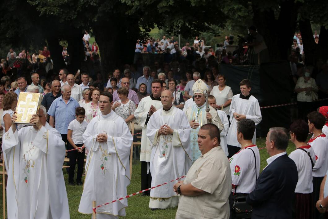 Proslava Velike Gospe u Molvama