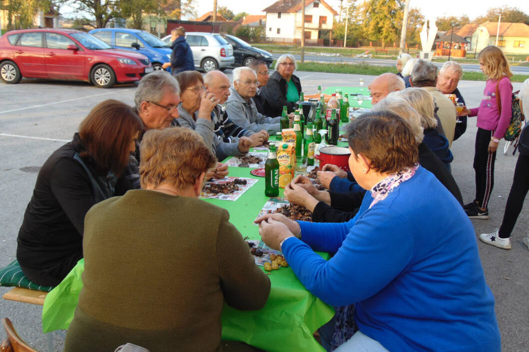 Udruga Matice Općine Rasinja održala tradicionalnu kestenijadu