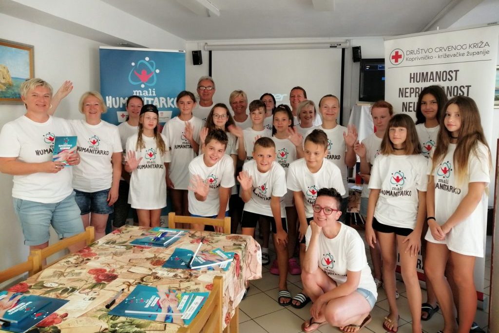 U ljeto 2019. godine učenici su sudjelovali u školi Malog humanitarka u odmaralištu na Pagu