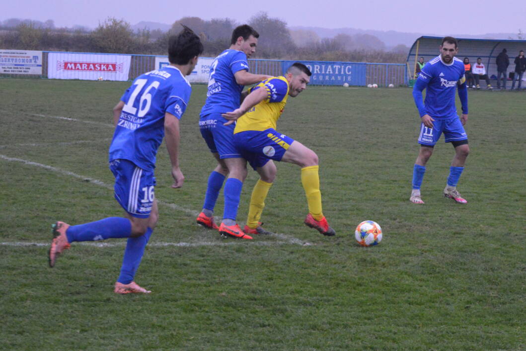 Detalj s utakmice između Miklinovca i Bratstva iz Kunovca
