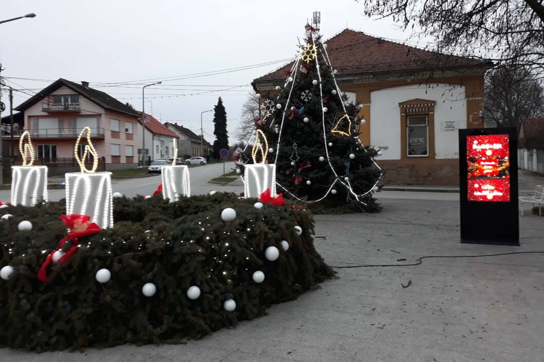 Božićni ugođaj u centru Novigrada Podravskog