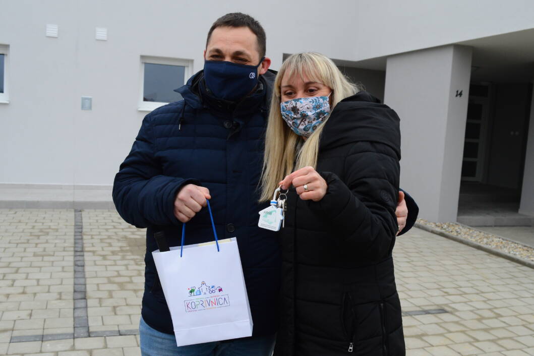 Ivan i Sabina Grgačić nisu skrivali oduševljenje novim stanom