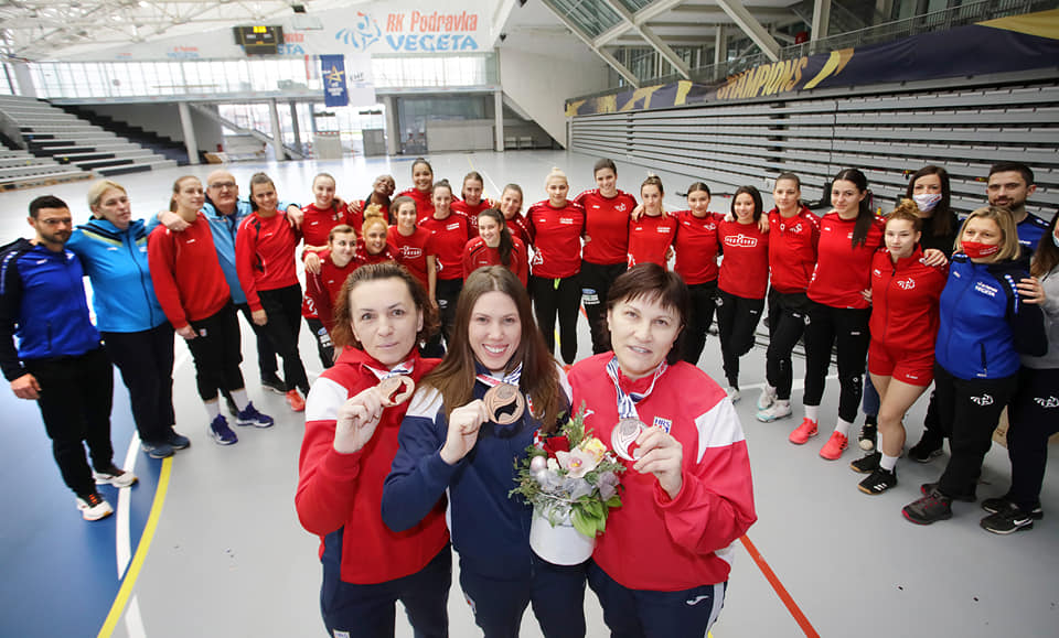 Ljerka Vresk, Dejana Milosavljević i Snježana Petika brončane su s Europskog rukometnog prvenstva