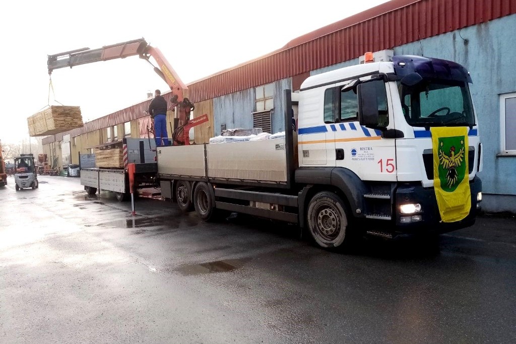 Đurđevac osigurao pun kamion građevinskog materijala za obnovu kuća u Petrinji