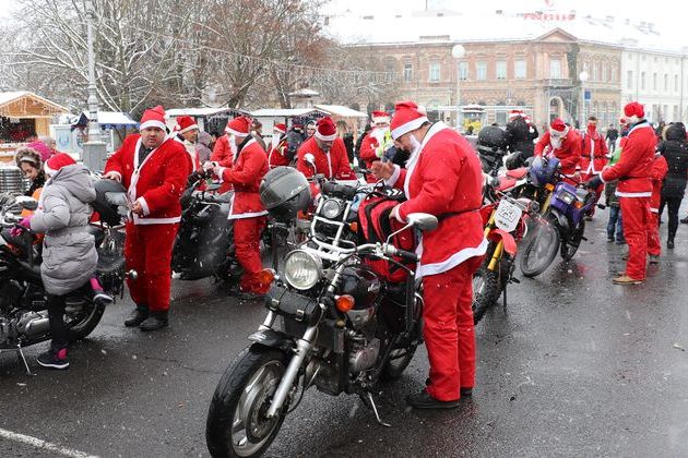 Moto Mrazovi na koprivničkom Zrinskom trgu