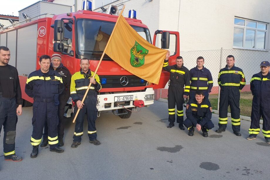 Đurđevački vatrogasci na putu za Petrinju