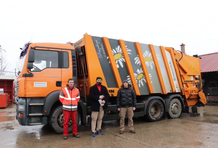Kamion koprivničkog Komunalca za prikupljanje otpada