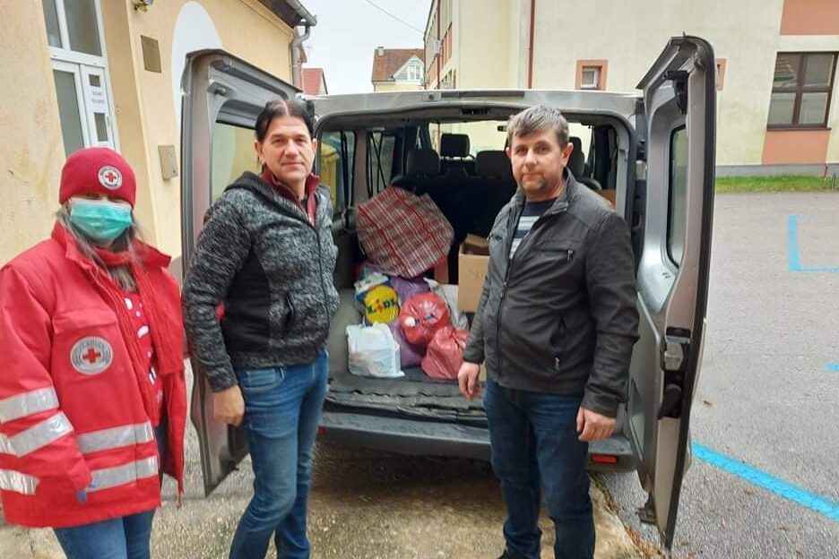 Mještani Svete Ane prikupili brojne potrepštine za stradale u potresu