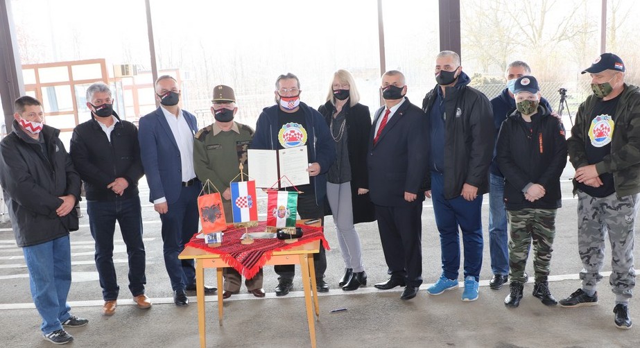 Mađarski veterani uručili donaciju za Sisačko-moslavačku županiju