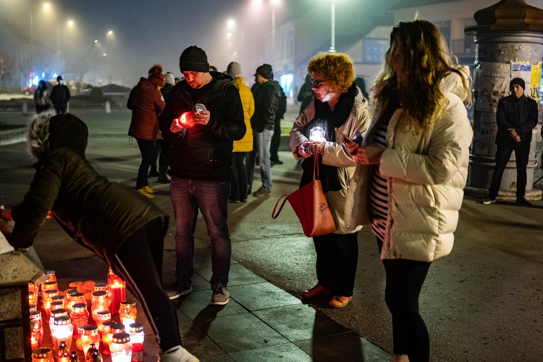 Koprivničanci se opraštaju od Balaševića // Foto: Luka Krušec / LuMedia