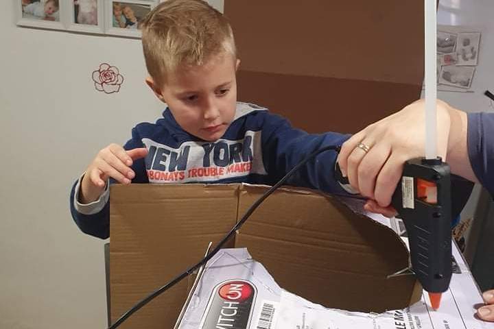 Vrtićarac đurđevačkog vrtića izrađuje svoju kuću