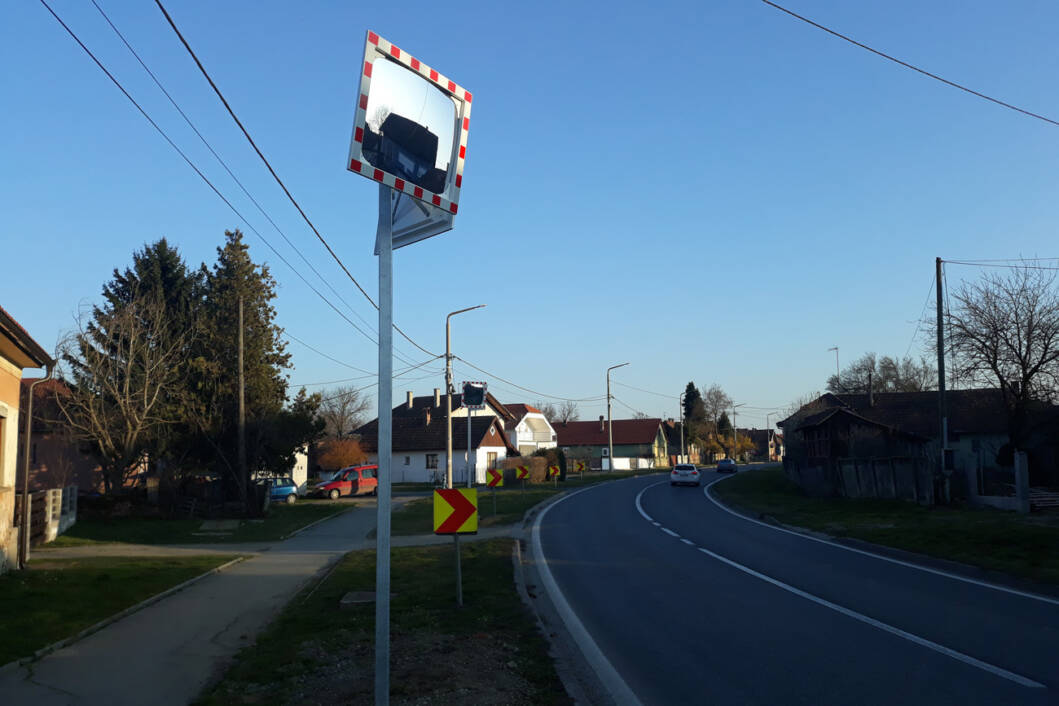 Prometna zrcala u Koprivničkoj ulici