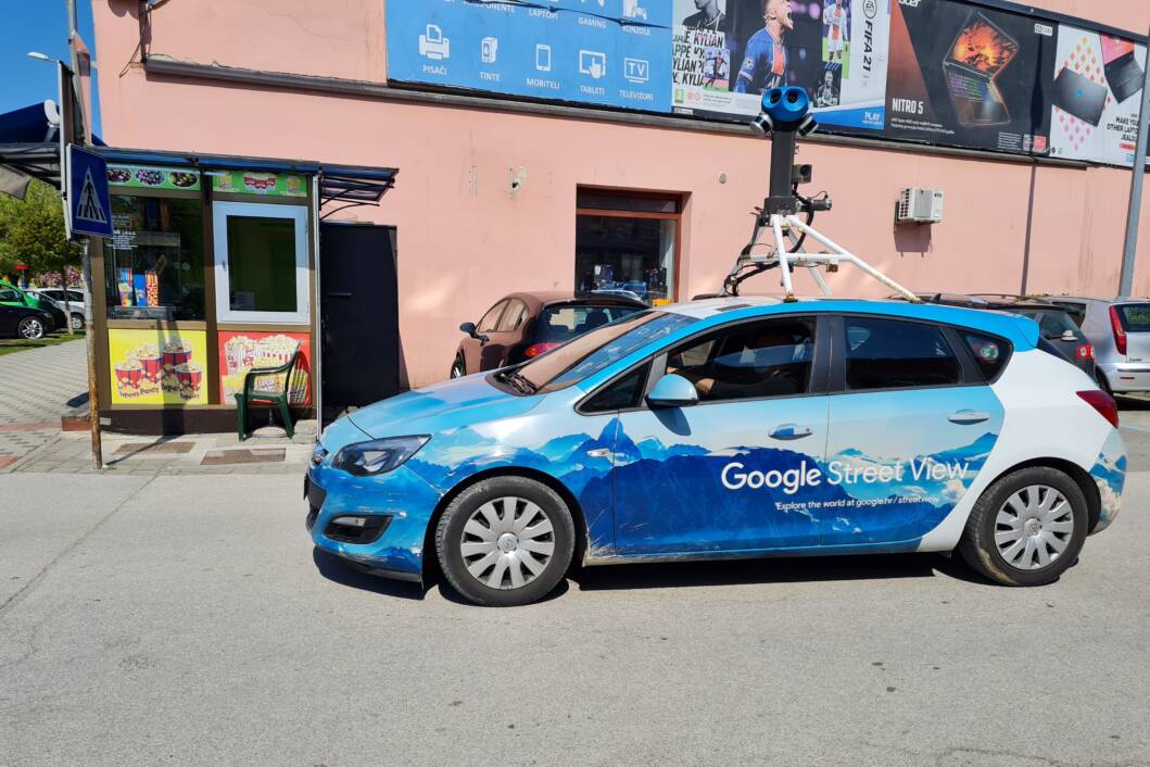 Google Street View automobil u središtu Koprivnica