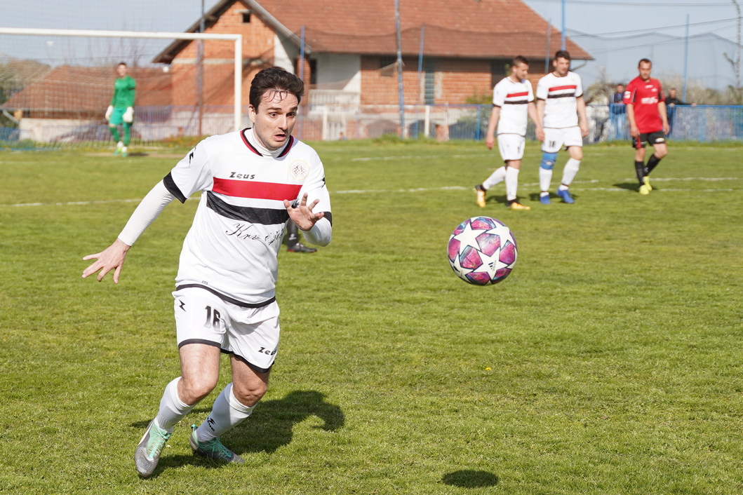 Matija Ceković, igrač Močila u akciji // Foto: Luka Krušec / LuMedia