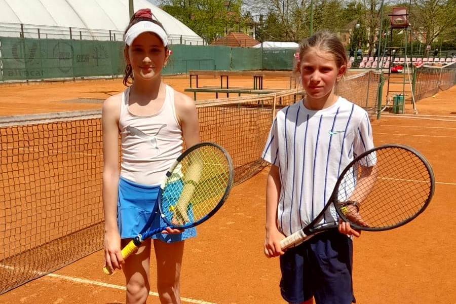 Mlade tenisačice