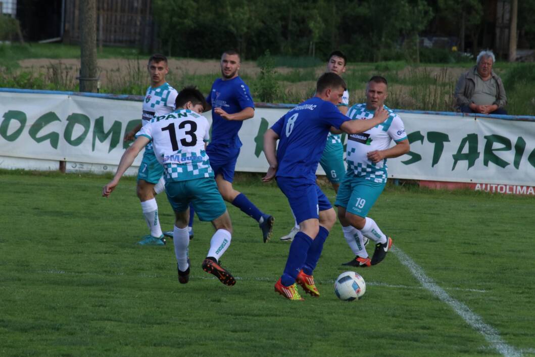 Detalj s utakmice između Starigrada i Prugovca