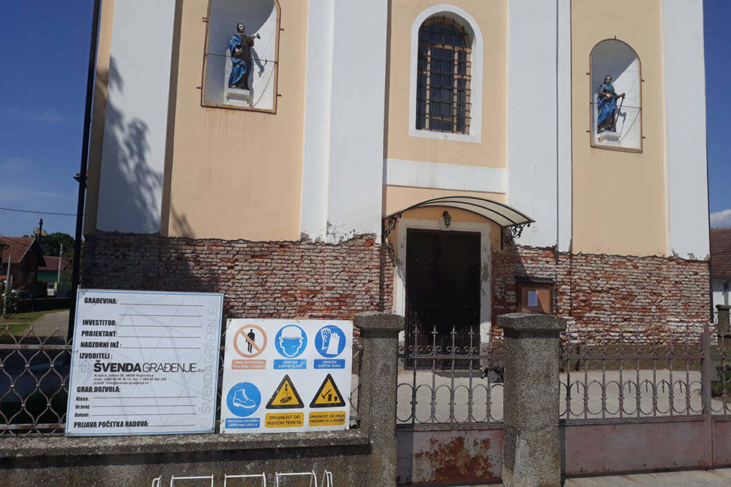 Crkva Rastanak svetih apostola u Novigradu Podravskom