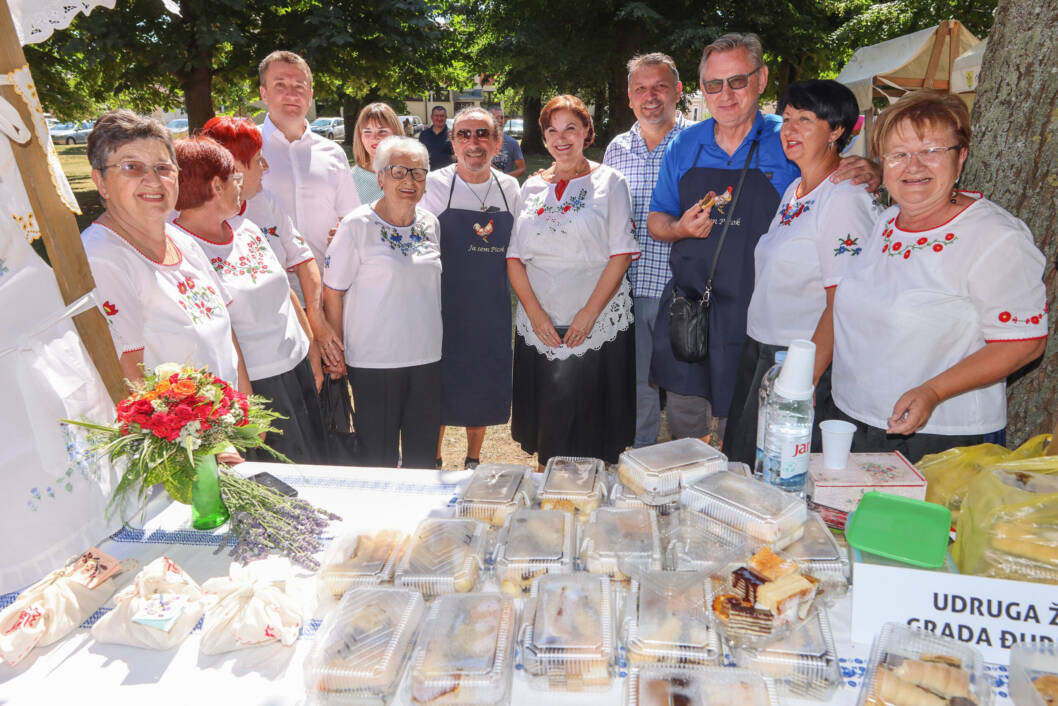 Izložba i degustacija domaćih starinskih kolača