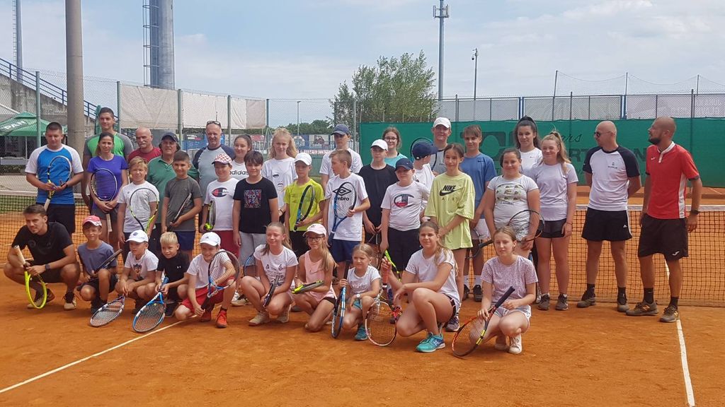 Edukacija na tensikom terenima na stadionu u Koprivnici