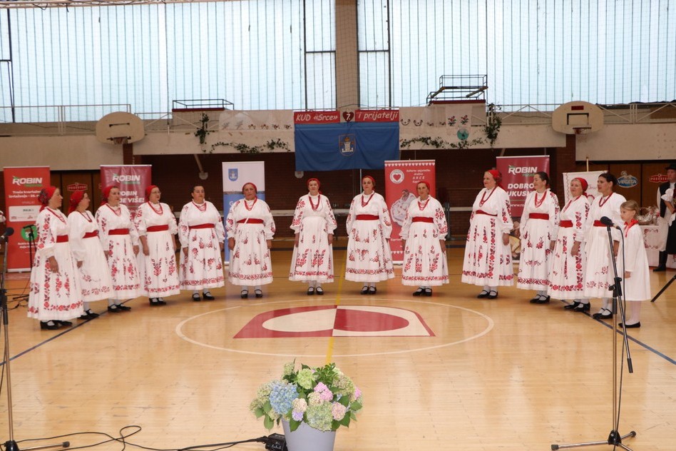 Manifestacija KUD Srce i prijatelji