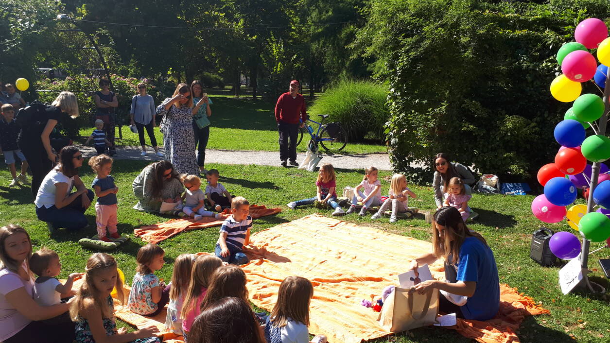 Djeca uče engleski u koprivničkom parku