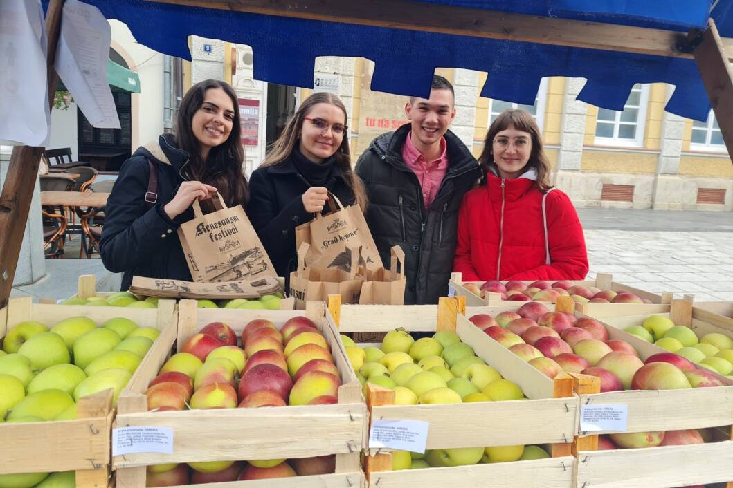 Humanitarna prodaja jabuka