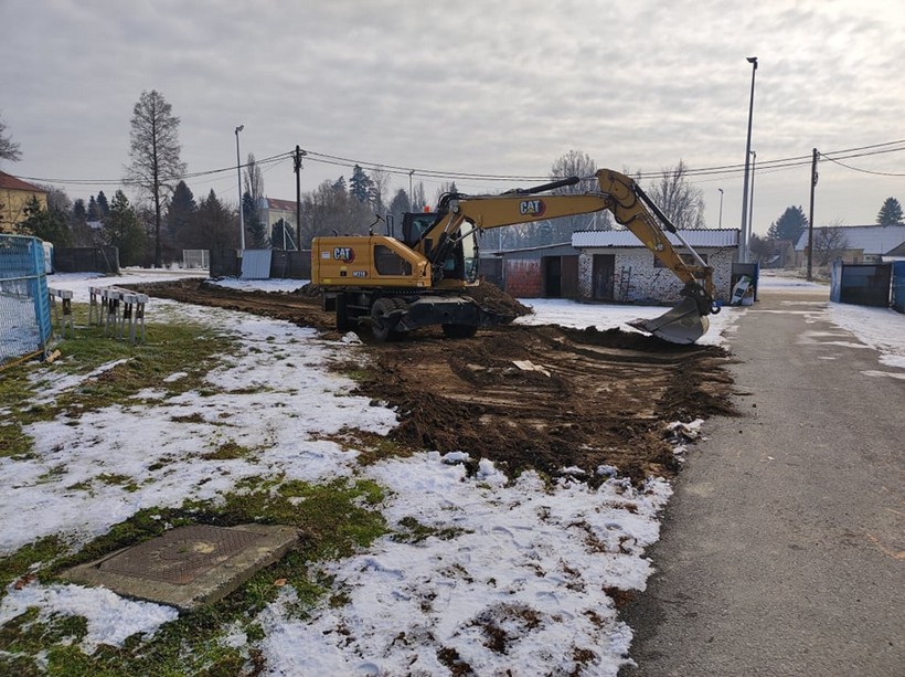 Bager na križevačkom stadionu krenuo je s pripremnim radovima