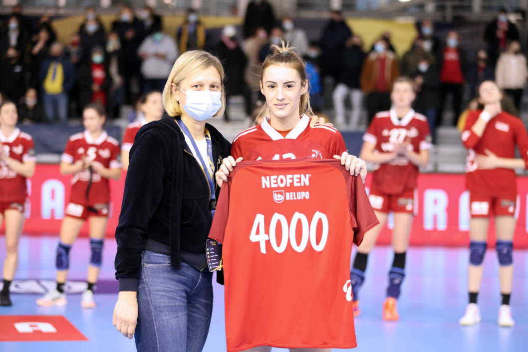 Dijana Mugoša postigla je 4000. pogodak za Podravku Vegetu u Ligi prvakinja // Foto: Ivan Brkić/RK Podravka