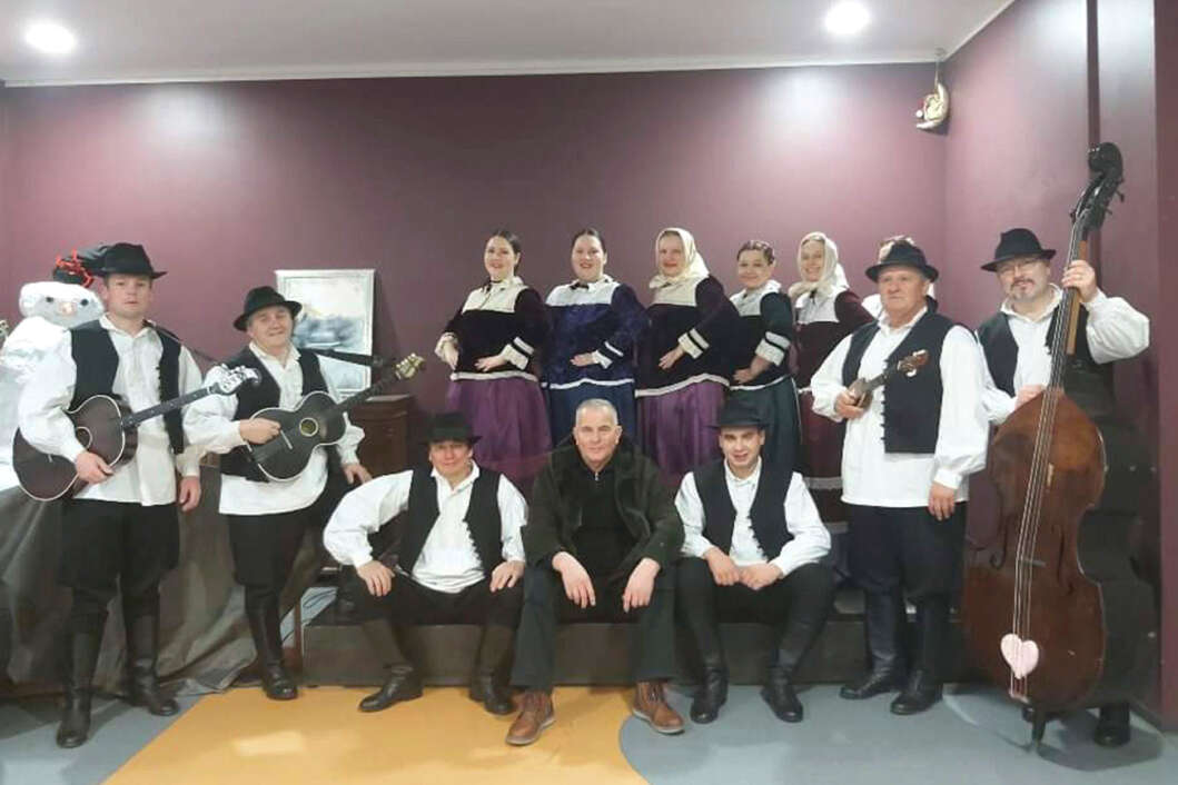 Članovi KUD-a Delovi u Bjelovaru