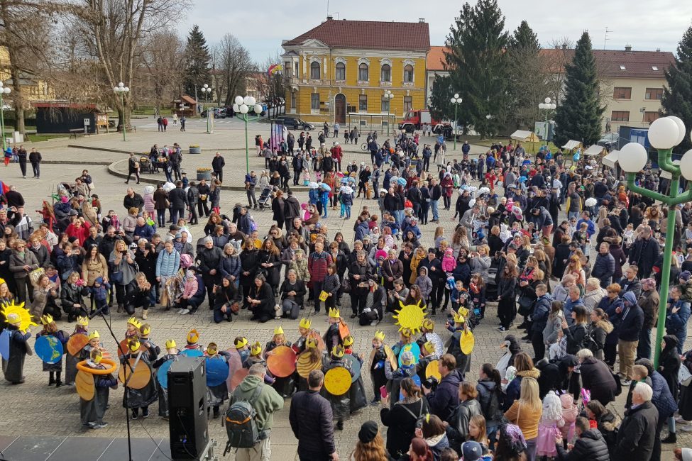 Maškare na Trgu svetog Jurja u Đurđevcu