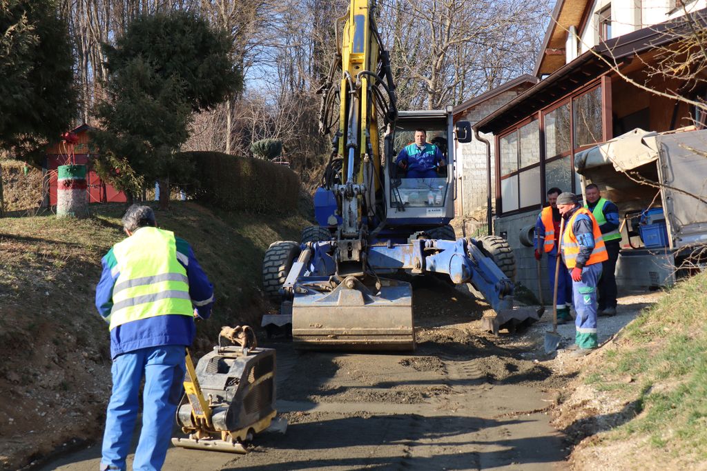 Radovi na izgradnji kanalizacijske mreže u Kunovec Bregu