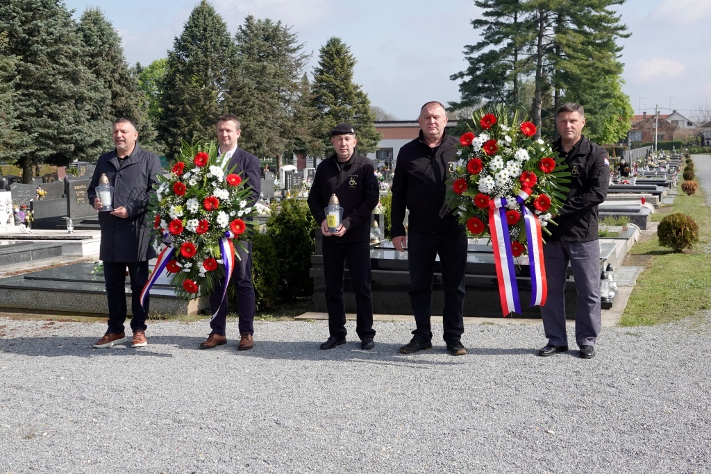 Željko Lacković, Hrvoje Janči i članovi HVIDRA-e Đurđevac