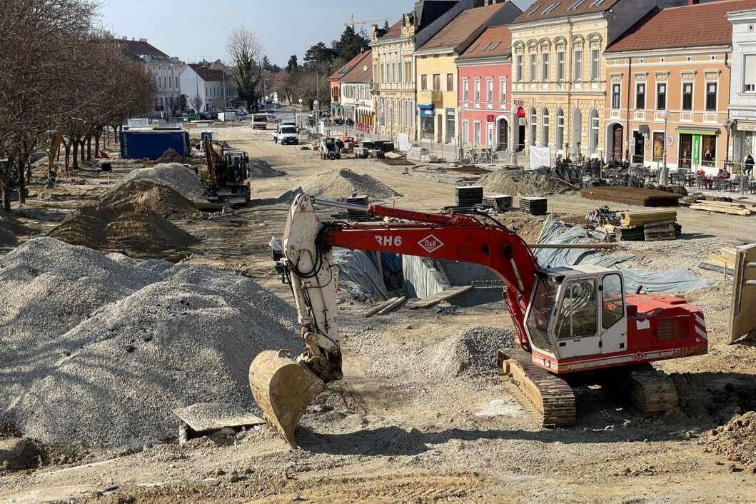 Radovi na uređenju Zrinskog trga