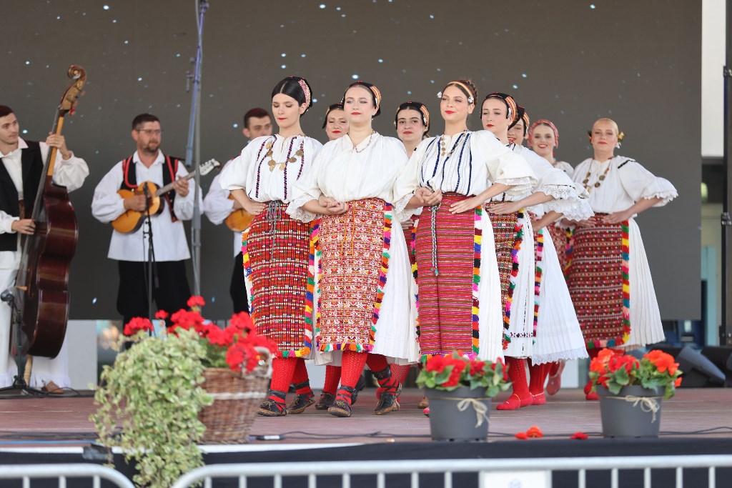 Festival folklora i tradicijske glazbe na Trgu svetog Jurja