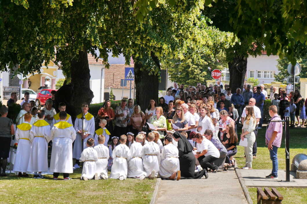 Blagdan Tijelova u Podravskim Sesvetama