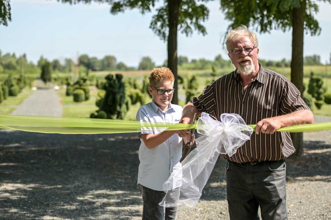 Jakov i Vladimir Flegar na otvorenju Topiary parka