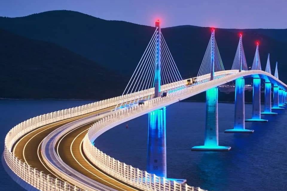 Pelješki most