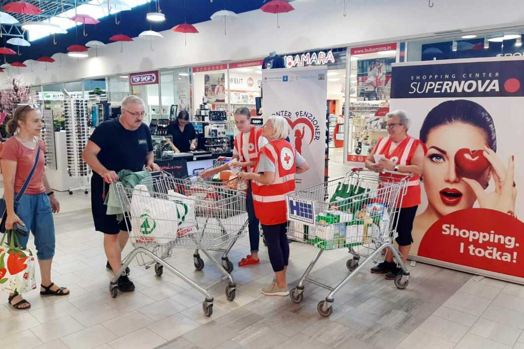 Prikupljanje donacija za koprivničku Socijalnu samoposlugu u šoping centru Supernova