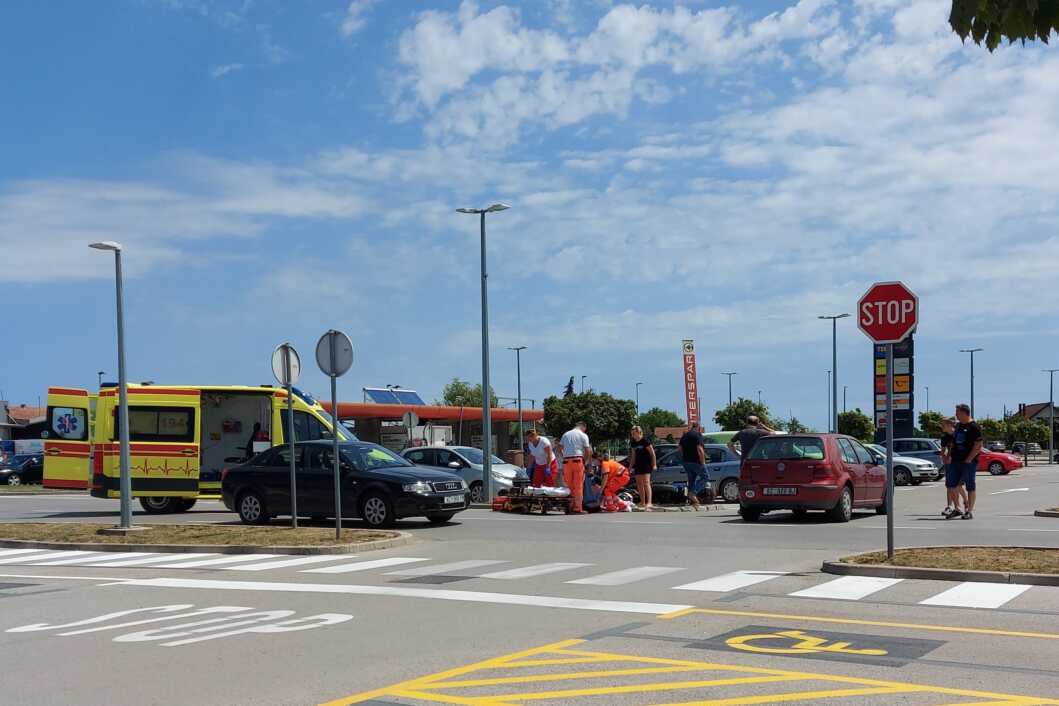 Prometna nesreća na parkiralištu Supernove u Koprivnici