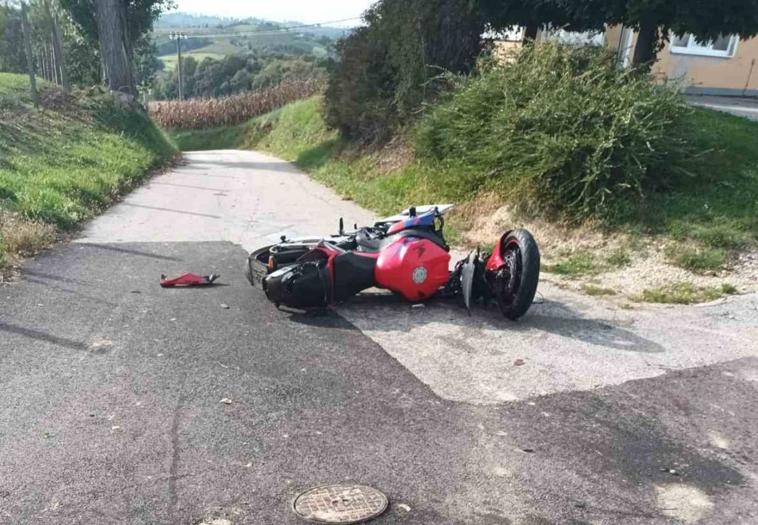 Motociklist je izgubio život na mjestu