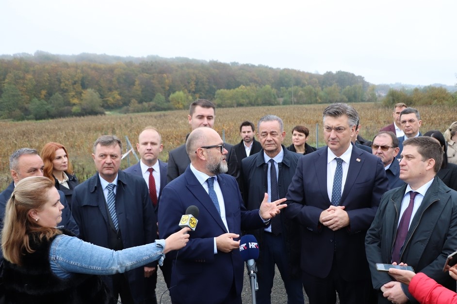 Andrej Plenković na otvaranju radova brze ceste