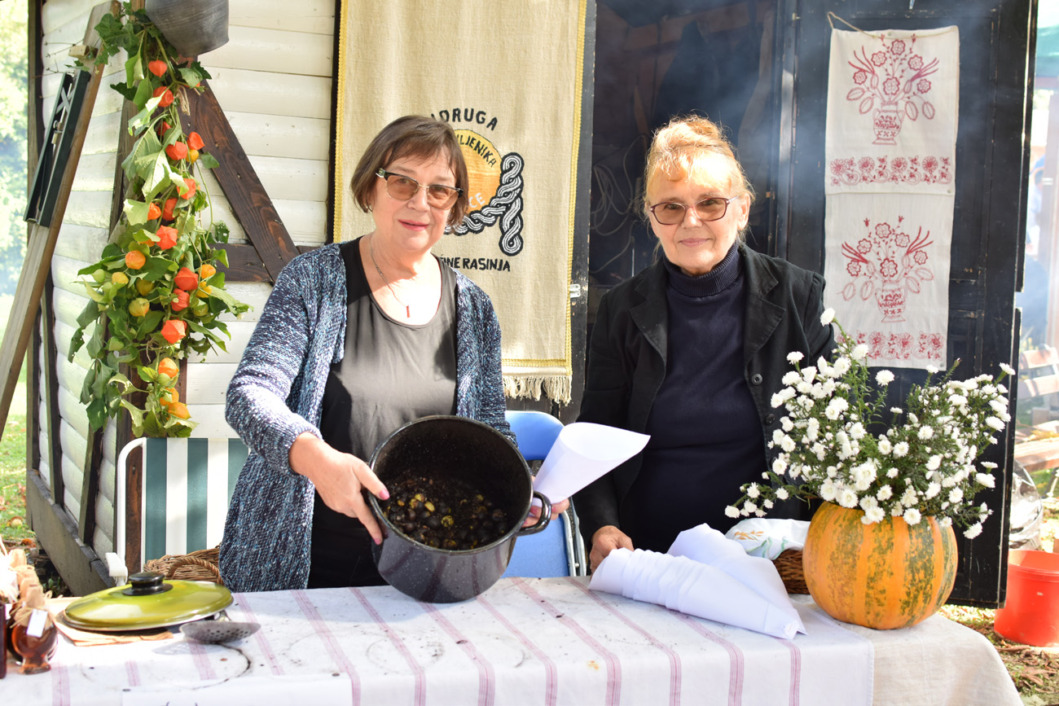 Članice Udruge umirovljenika Matice Općine Rasinje