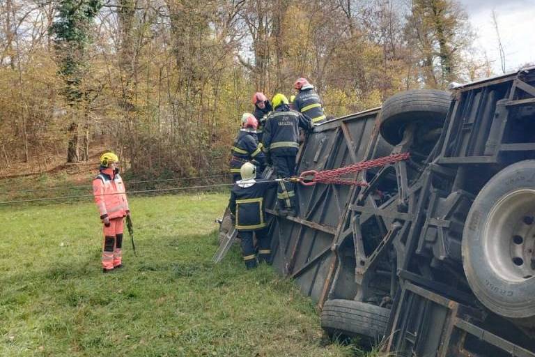 Osposobljavanje vatrogasnih instruktora u Karlovcu